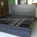 Tempat Tidur Minimalis